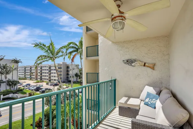 $585,000 | 1237 Hillsboro Mile, Unit 402, Hillsboro Beach, FL 33062