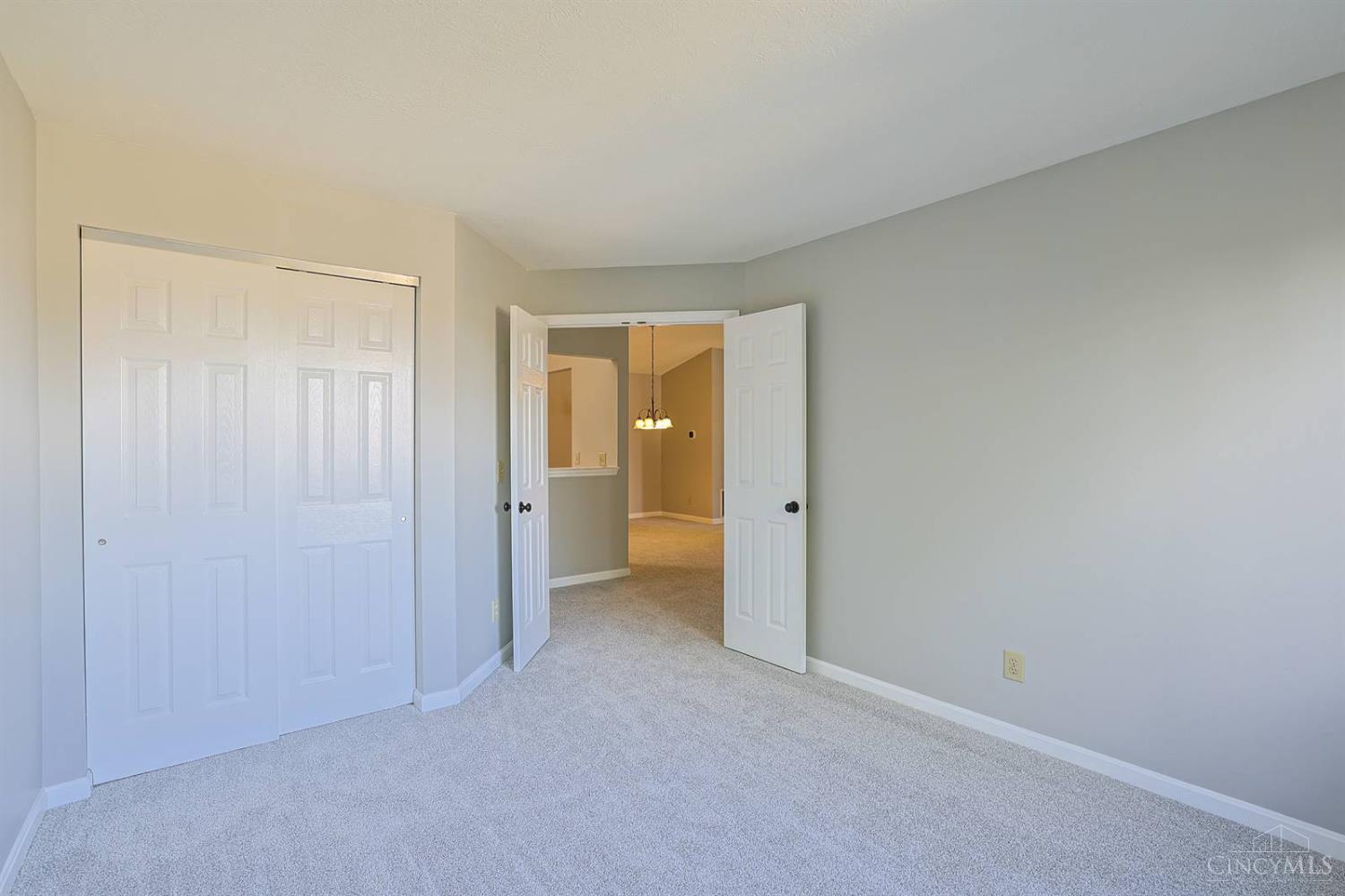 817 Neeb Road, Unit 5 Cincinnati, OH 45233 - Photo 19 of 24