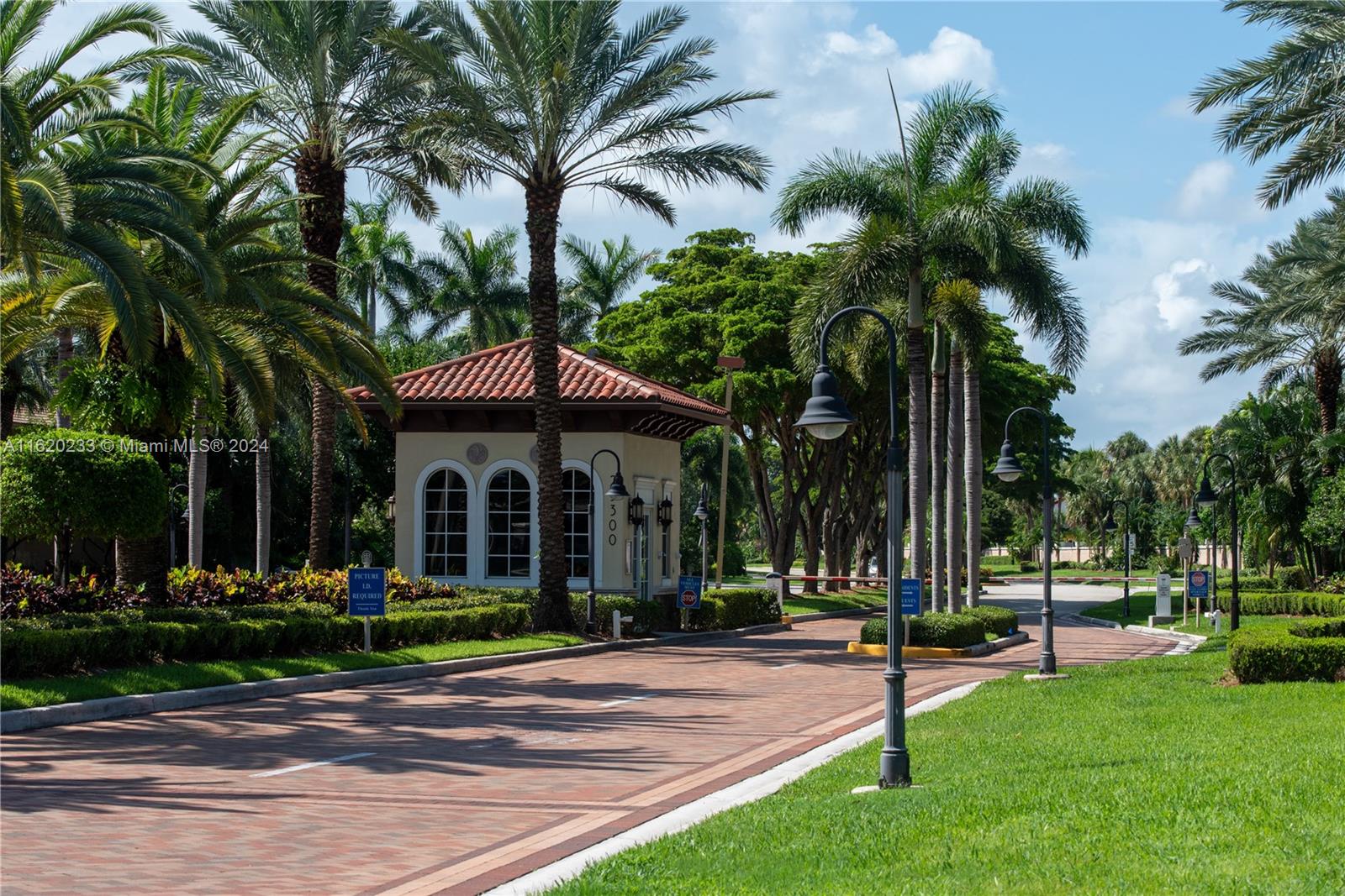 22759 Mandeville Place, Unit B Boca Raton, FL 33433 - Photo 34 of 35 Gallery Image 34