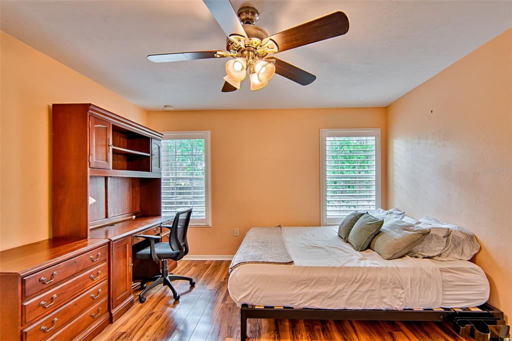 533 Northwest 39th Drive Gainesville, FL 32607 - Photo 17 of 36