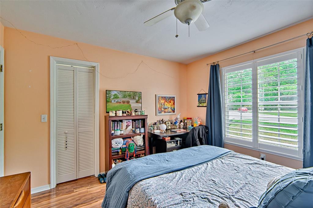 533 Northwest 39th Drive Gainesville, FL 32607 - Photo 22 of 36