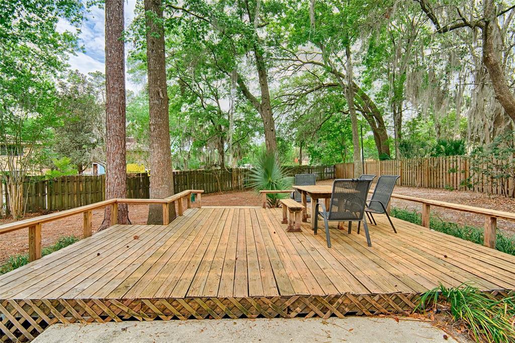 533 Northwest 39th Drive Gainesville, FL 32607 - Photo 28 of 36