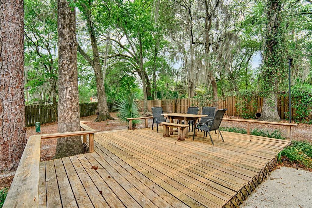 533 Northwest 39th Drive Gainesville, FL 32607 - Photo 29 of 36