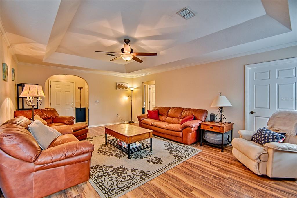 533 Northwest 39th Drive Gainesville, FL 32607 - Photo 3 of 36