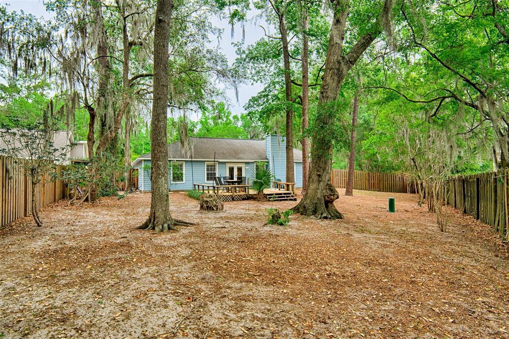 533 Northwest 39th Drive Gainesville, FL 32607 - Photo 31 of 36