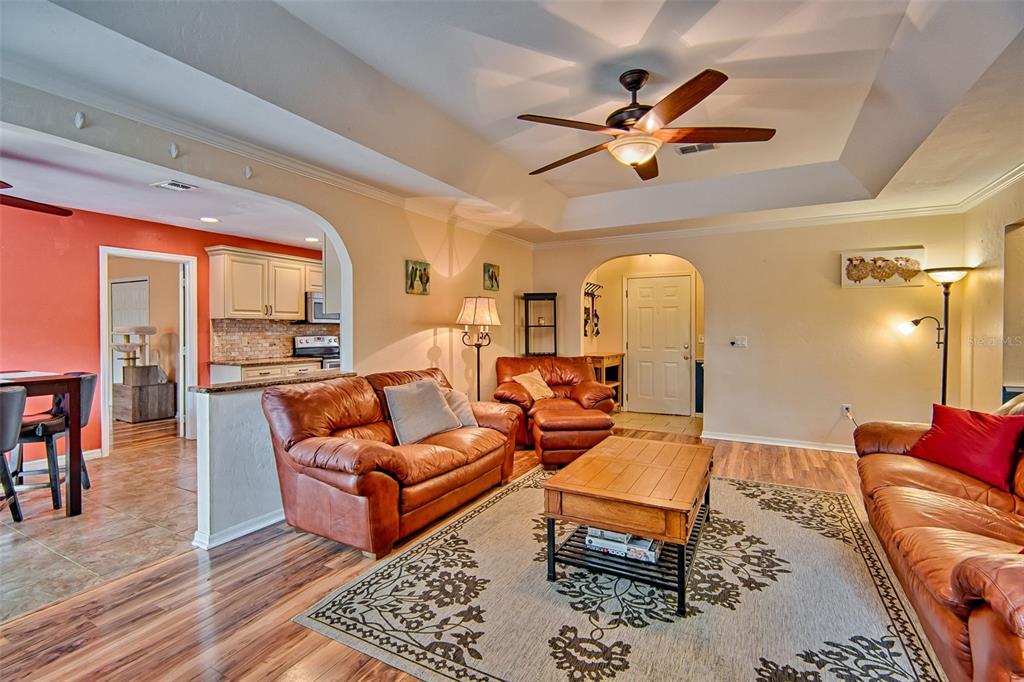 533 Northwest 39th Drive Gainesville, FL 32607 - Photo 4 of 36