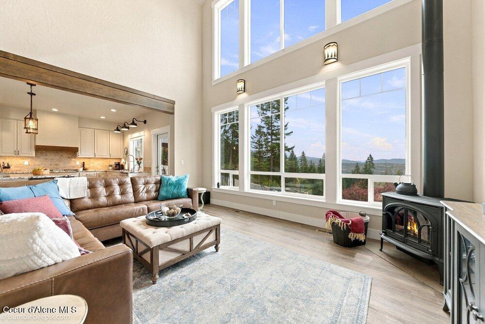 2898 South Huntsman Road Coeur D'Alene, ID 83814 - Photo 5 of 48 Living Room