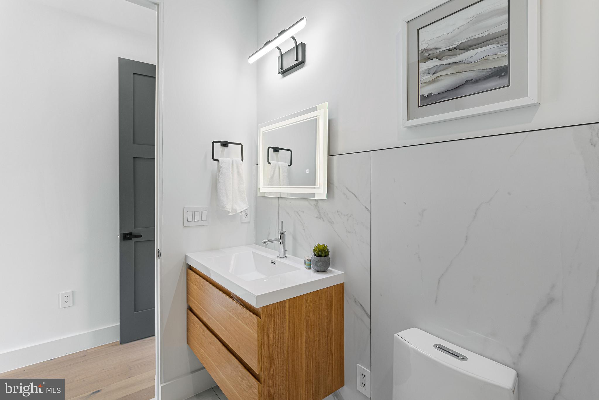 1733 Chain Bridge Road McLean, VA 22101 - Photo 46 of 65