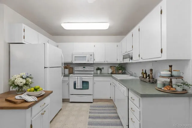 $185,000 | 750 South Clinton Street, Unit 2B, Denver, CO 80247