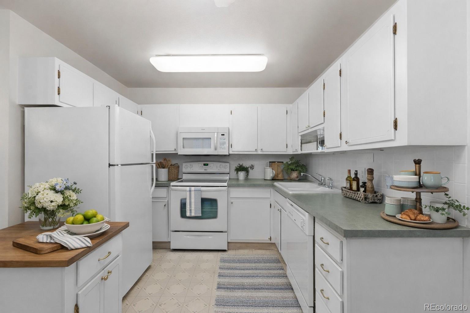 750 South Clinton Street, Unit 2B Denver, CO 80247 - Photo 1 of 44