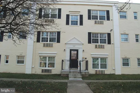 $175,000 | 2237 Farrington Avenue, Unit 101, Alexandria, VA 22303