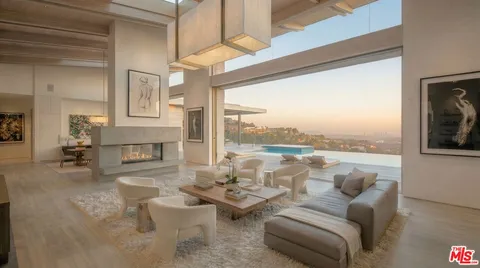 $18,800,000 | 1680 Alta Mura Road, Pacific Palisades, CA 90272