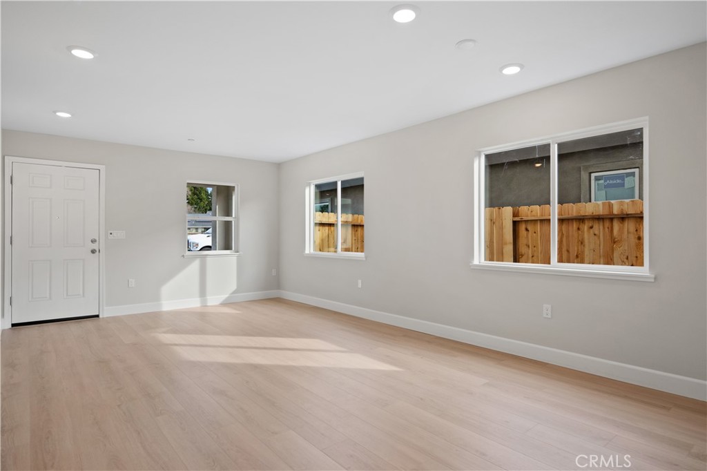 2625 Wesley Way Chico, CA 95973 - Photo 5 of 21