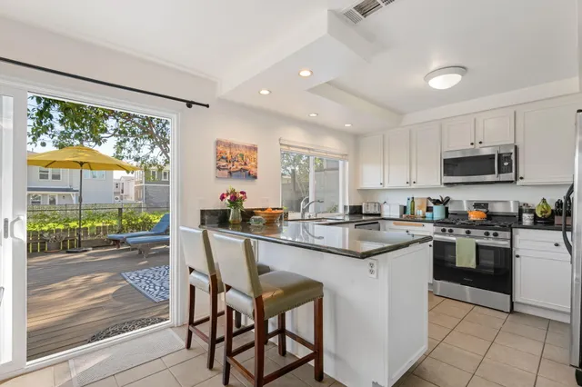 $1,199,000 | 475 Cannon Green Drive, Unit B, Goleta, CA 93117