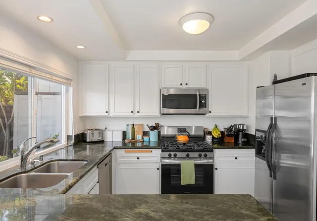 $1,199,000 | 475 Cannon Green Drive, Unit B, Goleta, CA 93117