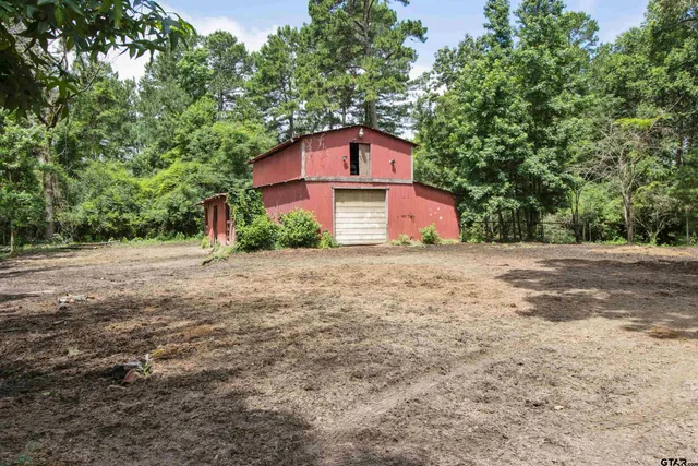 $799,900 | 3955 East Us Highway, Henderson, TX 75652