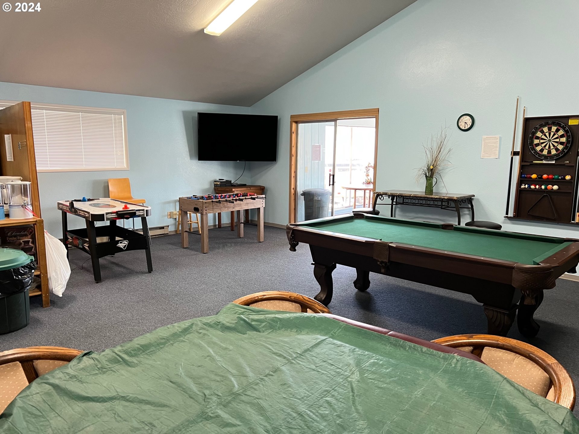 16219 Lower Harbor Road, Unit 19 Brookings, OR 97415 - Photo 32 of 39 Recreation Room