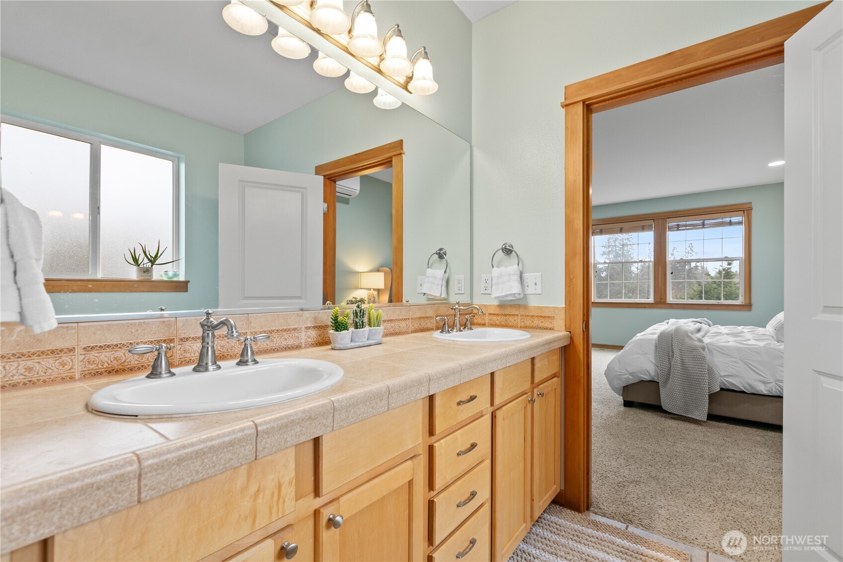 9711 Phillips Road Southeast Port Orchard, WA 98367 - Photo 20 of 40 Gallery Image 20