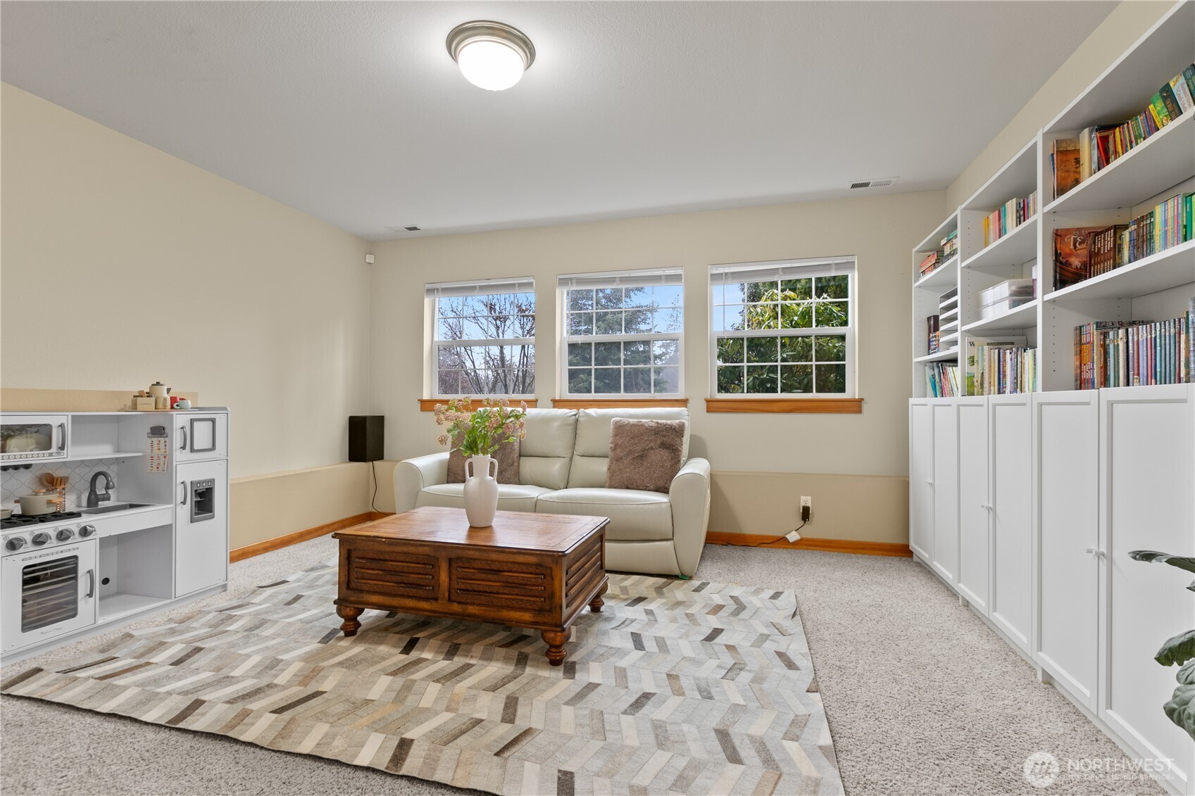 9711 Phillips Road Southeast Port Orchard, WA 98367 - Photo 24 of 40 Gallery Image 24