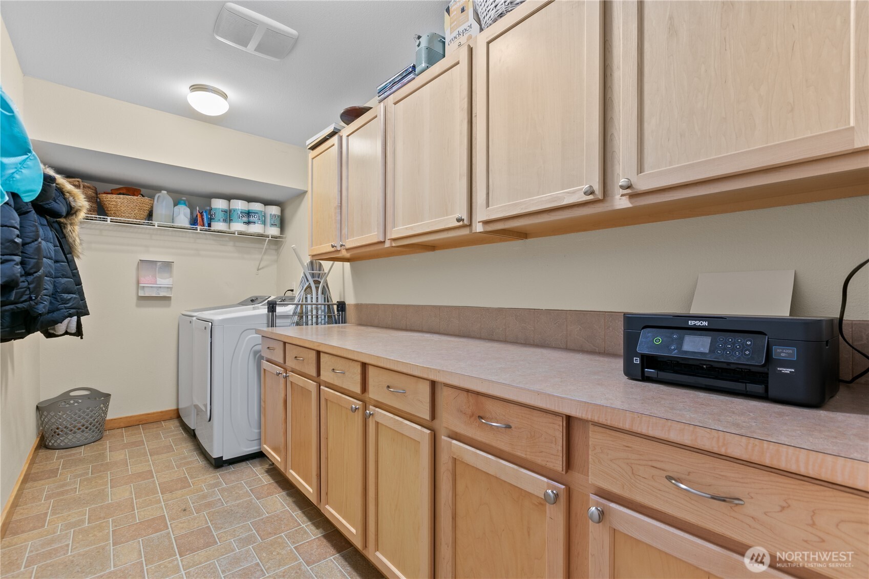 9711 Phillips Road Southeast Port Orchard, WA 98367 - Photo 28 of 40 Gallery Image 28