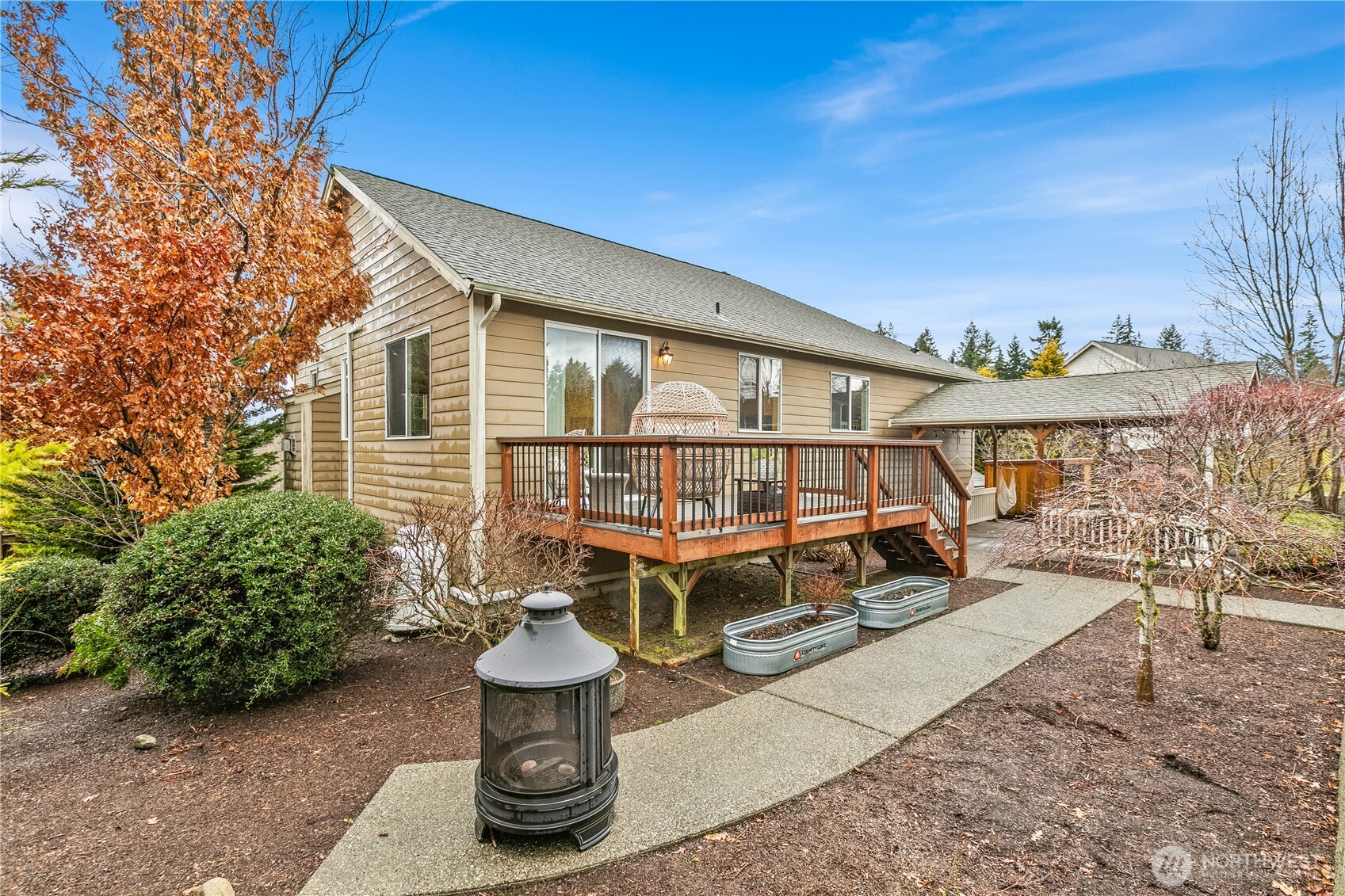 9711 Phillips Road Southeast Port Orchard, WA 98367 - Photo 32 of 40 Gallery Image 32