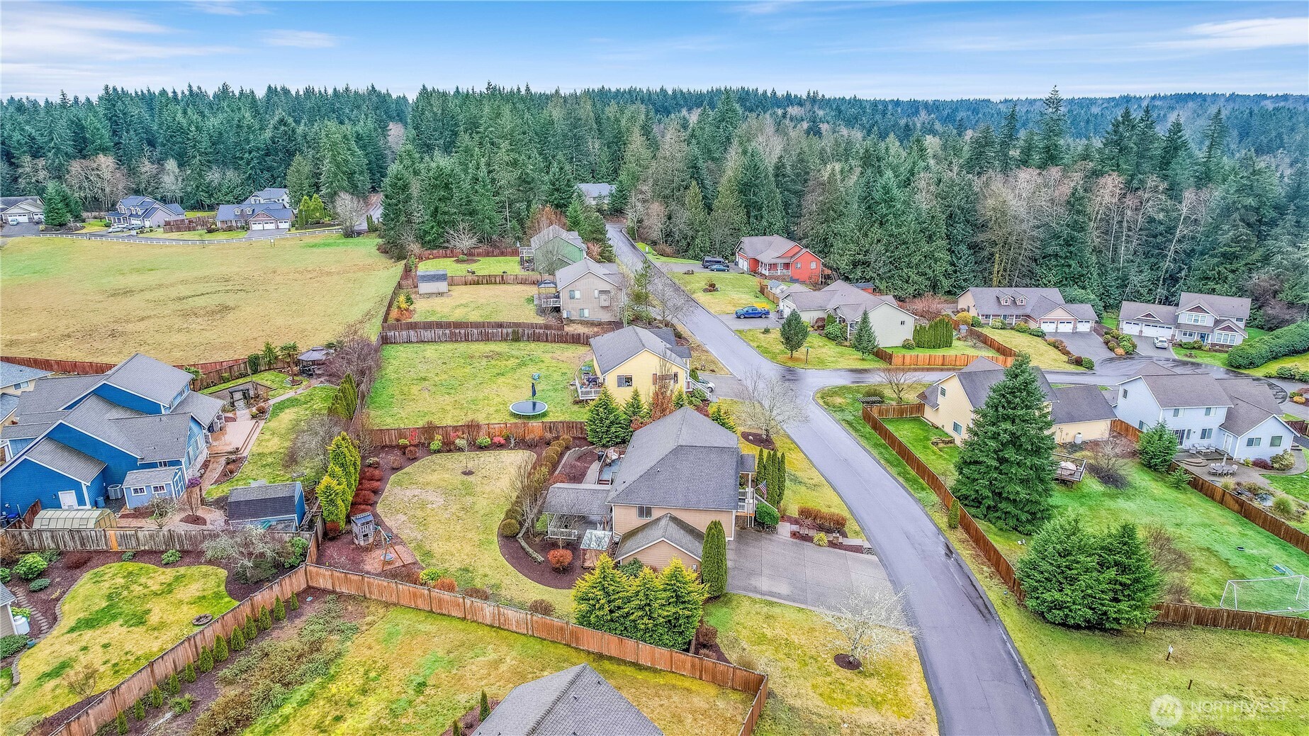 9711 Phillips Road Southeast Port Orchard, WA 98367 - Photo 38 of 40 Gallery Image 38