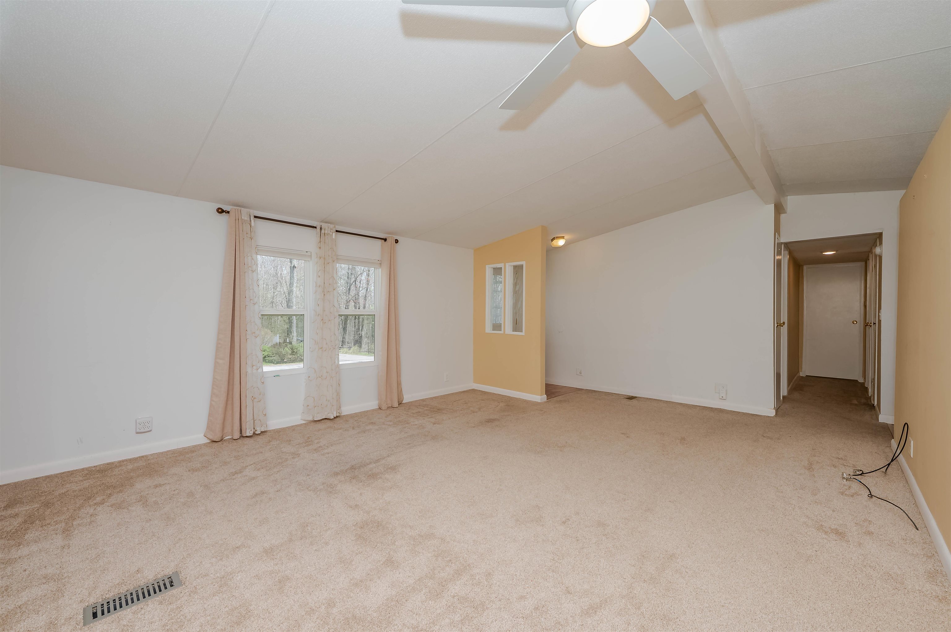 8 York Court Rochester, NH 03868 - Photo 14 of 45