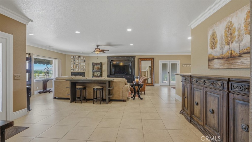 16025 Perry Heights Drive Riverside, CA 92504 - Photo 28 of 105 Hallway View to Living Area