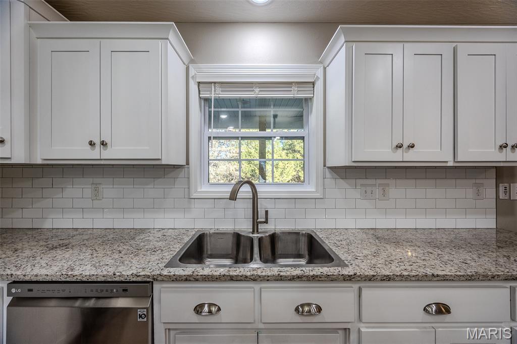 1520 Fairfield Road Lebanon, MO 65536 - Photo 13 of 42