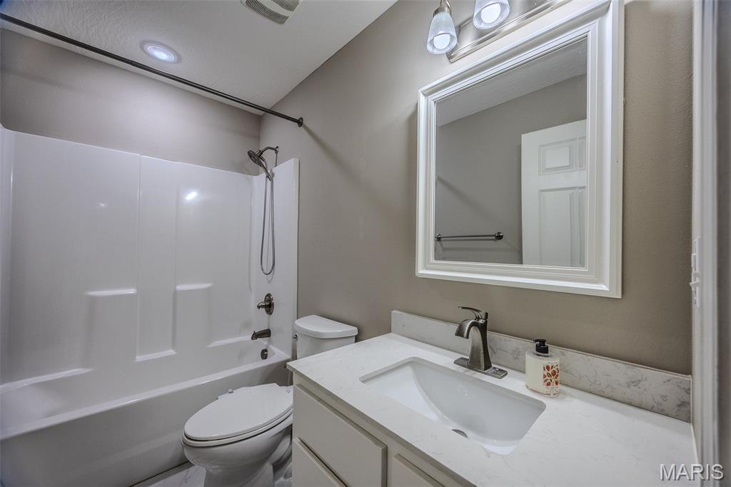 1520 Fairfield Road Lebanon, MO 65536 - Photo 25 of 42