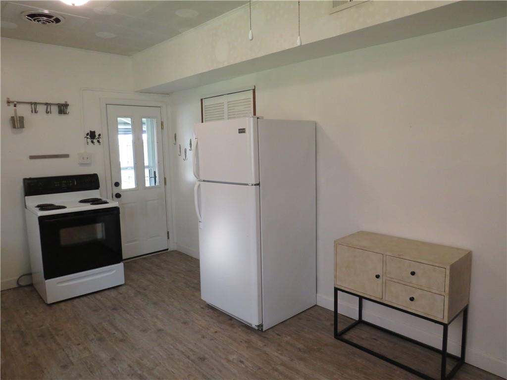 342 Colfax Street Springdale, PA 15144 - Photo 3 of 18 Gallery Image 3