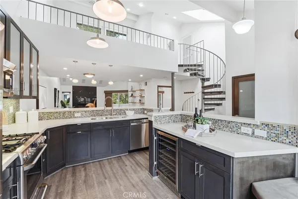 $949,000 | 19401 Sunray Lane, Unit 204, Huntington Beach, CA 92648