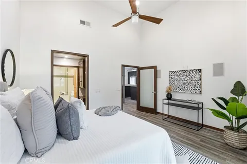 $925,000 | 19401 Sunray Lane, Unit 204, Huntington Beach, CA 92648
