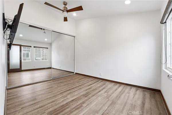 $949,000 | 19401 Sunray Lane, Unit 204, Huntington Beach, CA 92648