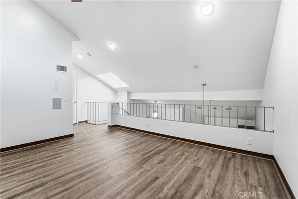 $949,000 | 19401 Sunray Lane, Unit 204, Huntington Beach, CA 92648
