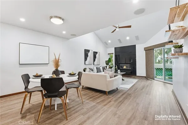 $949,000 | 19401 Sunray Lane, Unit 204, Huntington Beach, CA 92648