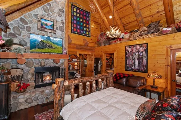 $915,000 | 28730 Potomac Drive, Lake Arrowhead, CA 92352