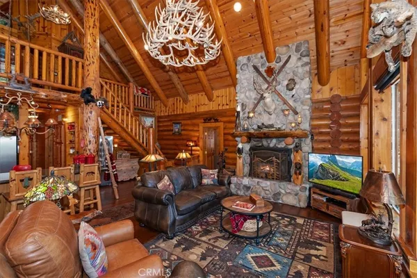 $915,000 | 28730 Potomac Drive, Lake Arrowhead, CA 92352