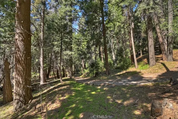 $915,000 | 28730 Potomac Drive, Lake Arrowhead, CA 92352