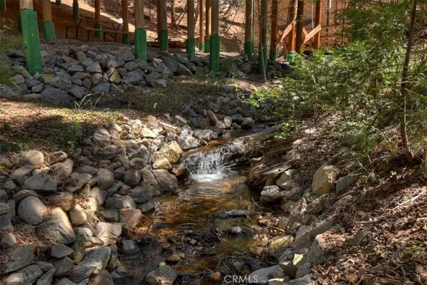 $915,000 | 28730 Potomac Drive, Lake Arrowhead, CA 92352