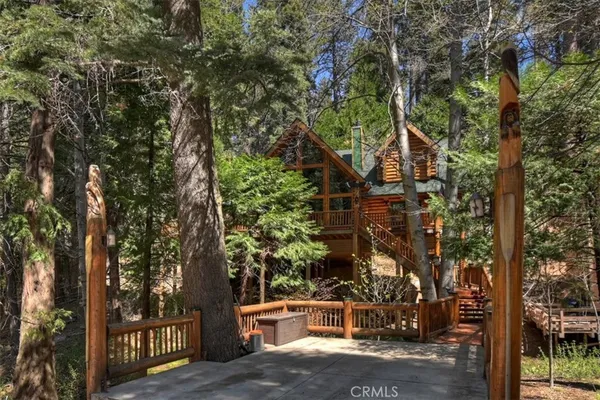 $915,000 | 28730 Potomac Drive, Lake Arrowhead, CA 92352