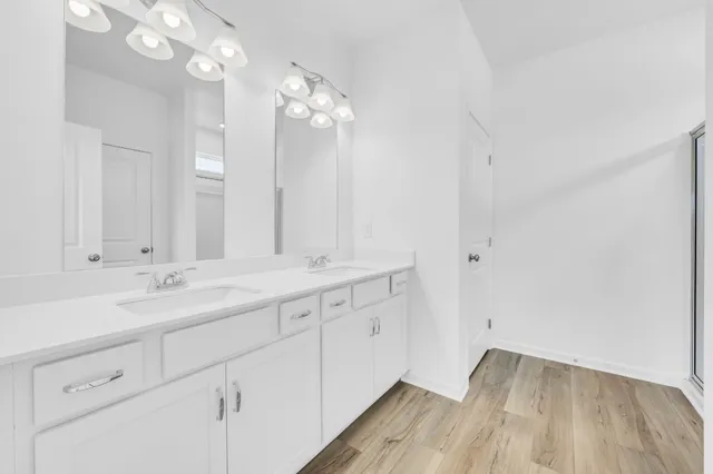 $415,990 | 1373 English Oak Drive, Clarksville, TN 37043