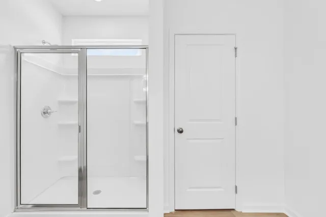 $415,990 | 1373 English Oak Drive, Clarksville, TN 37043