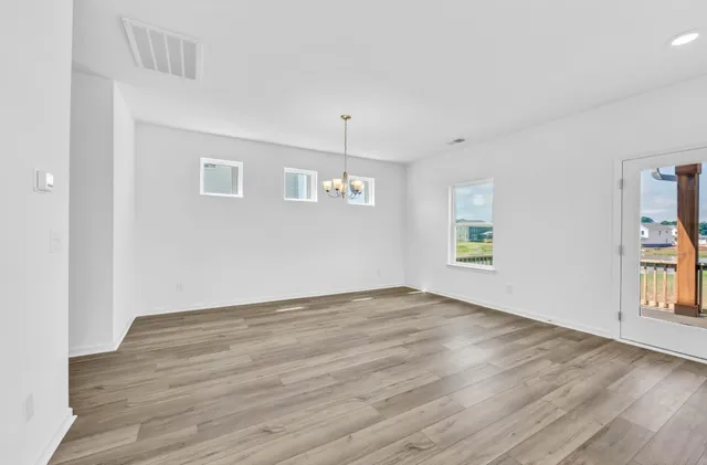 $415,990 | 1373 English Oak Drive, Clarksville, TN 37043