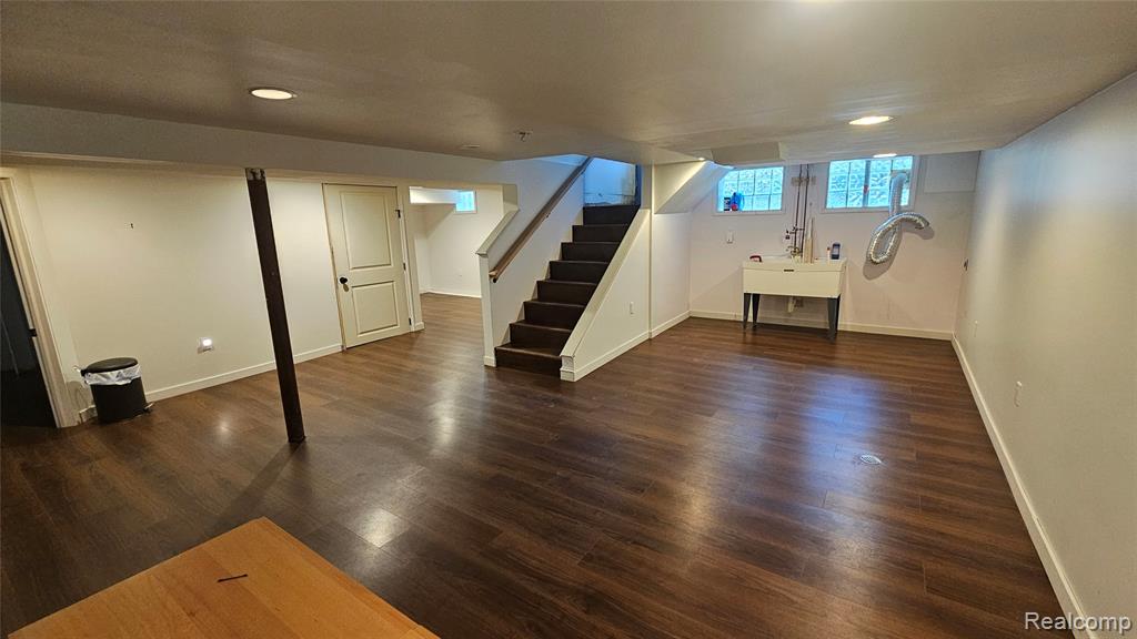 211 Starr Avenue Pontiac, MI 48341 - Photo 21 of 33