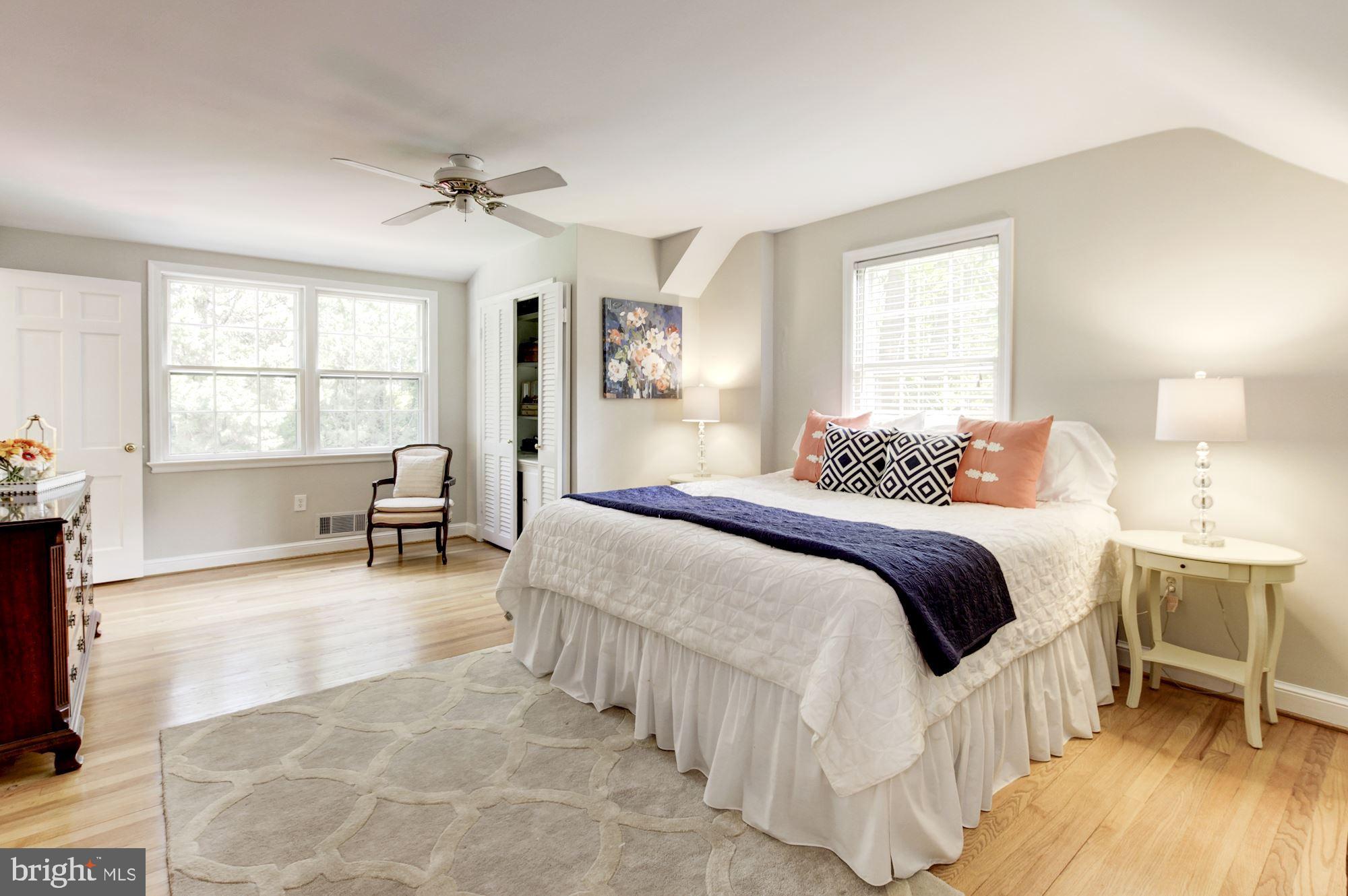 5117 Baltan Road Bethesda, MD 20816 - Photo 29 of 51 Upstairs En-Suite Bedroom