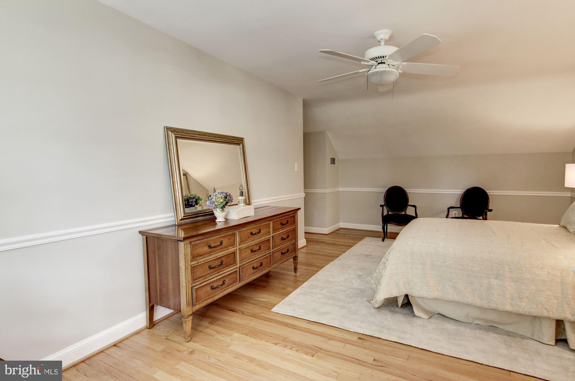 5117 Baltan Road Bethesda, MD 20816 - Photo 40 of 51 Upstairs 3rd Bedroom