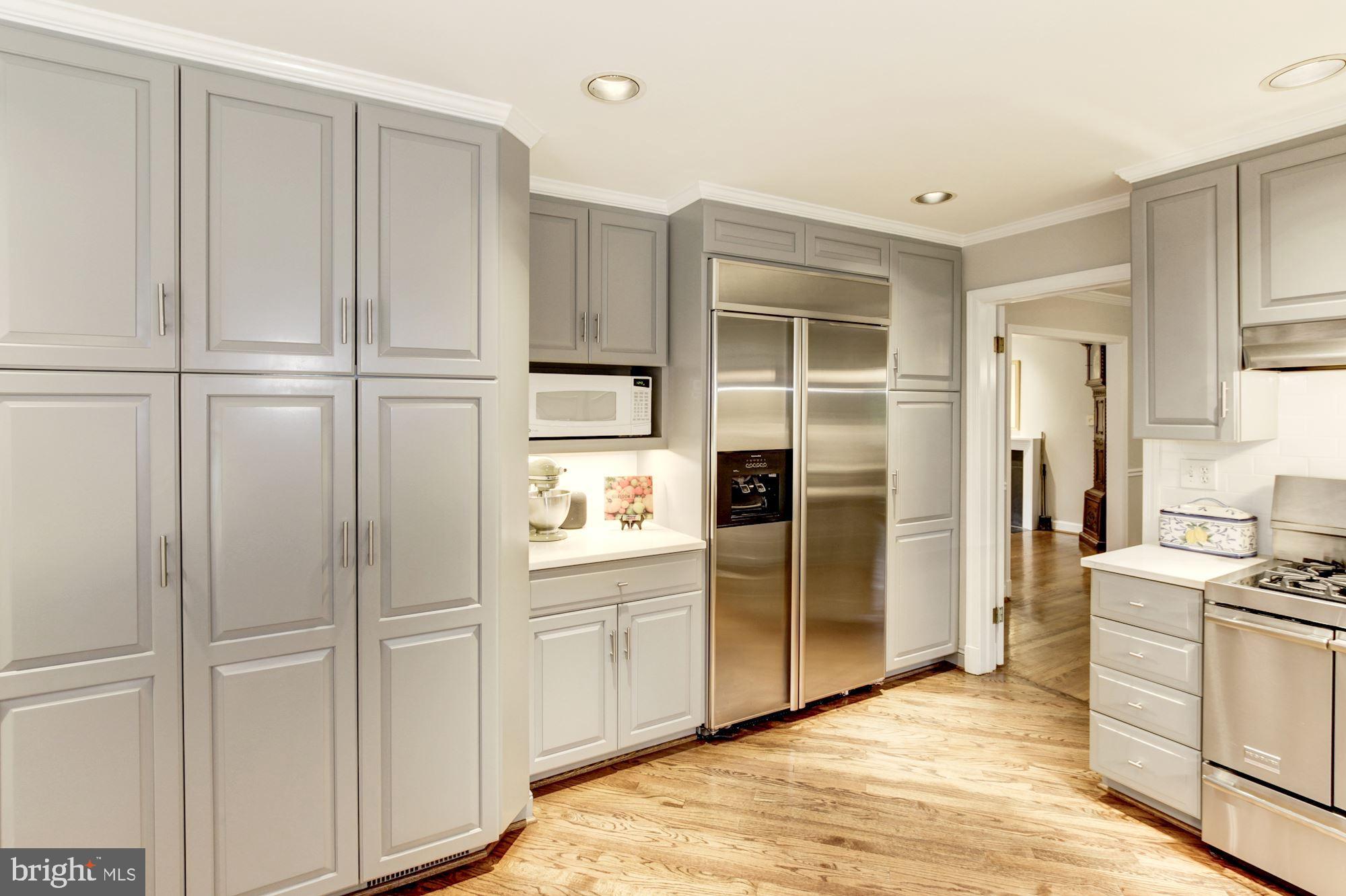 5117 Baltan Road Bethesda, MD 20816 - Photo 5 of 51 Kitchen