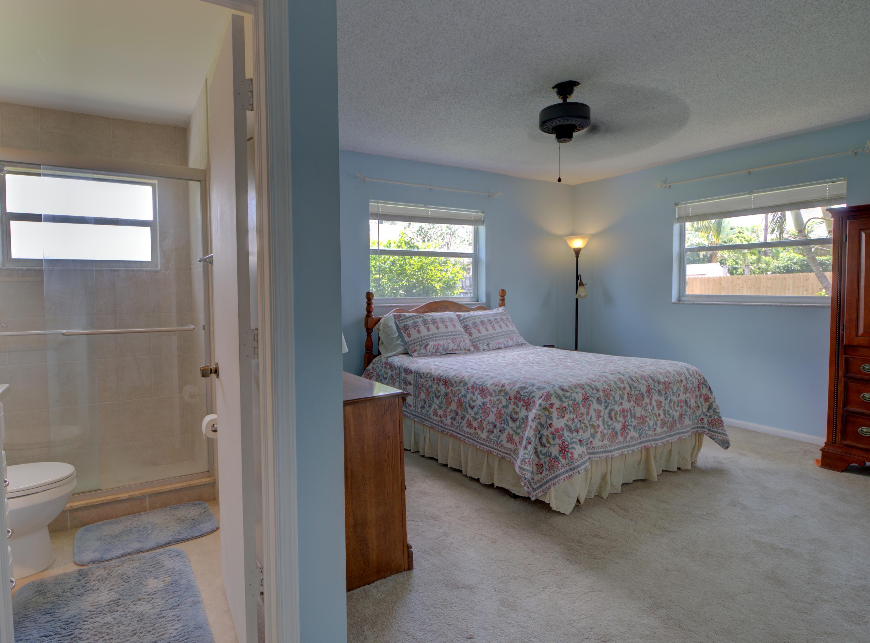 541 Northwest 54th Street Boca Raton, FL 33487 - Photo 13 of 19 master bed bath