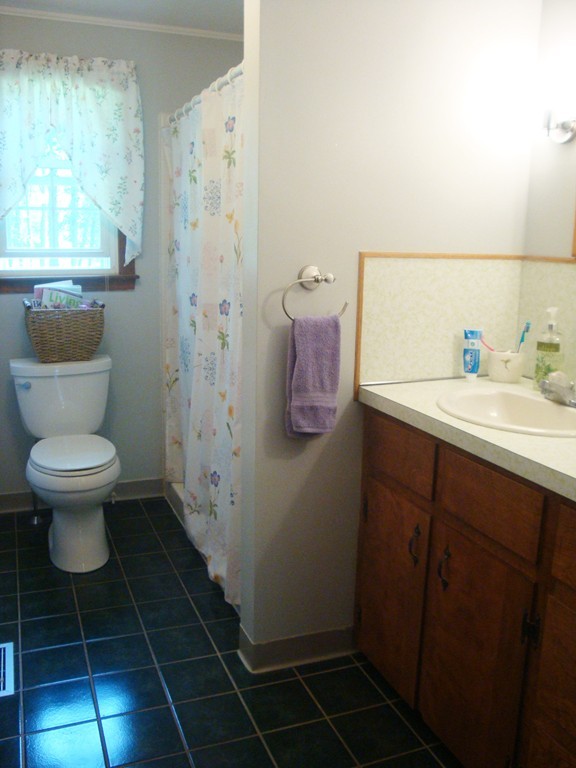 86 Stone School Road Sutton, MA 01590 - Photo 20 of 30